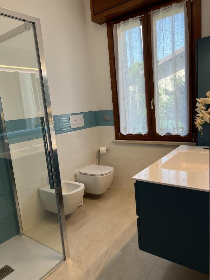 Il Timone Apartment Toscolano Maderno Luaran gambar