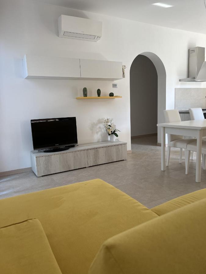 Il Timone Apartment Toscolano Maderno Luaran gambar