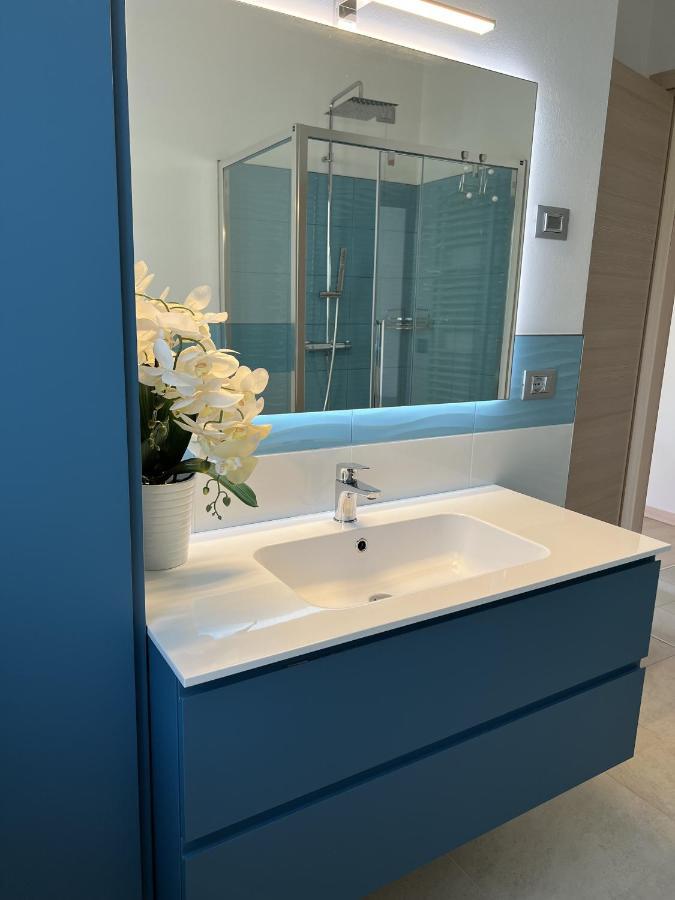 Il Timone Apartment Toscolano Maderno Luaran gambar