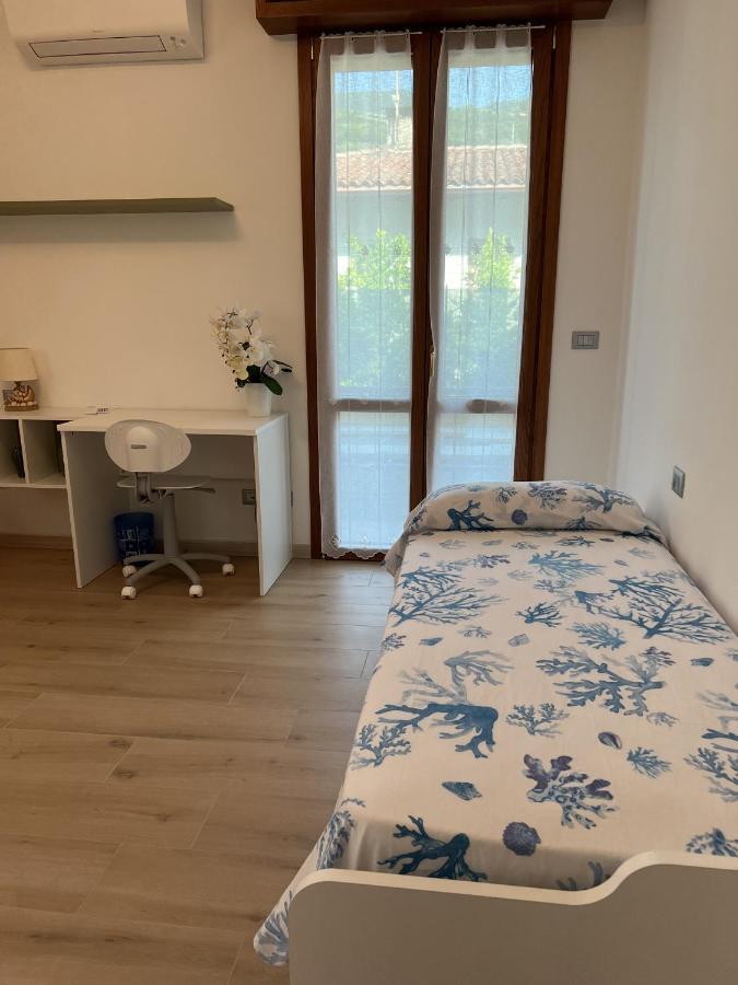 Il Timone Apartment Toscolano Maderno Luaran gambar